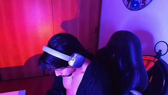 Snapshot of josemeirelesfox chatting on October 9, 2:34 am josemeirelesfox online show from October 9, 2:34 am