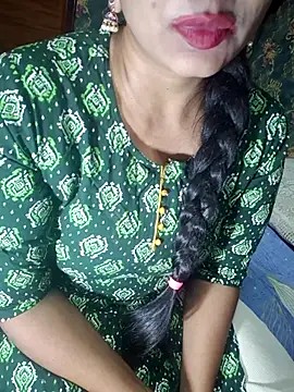 Snapshot of Shalini_telugu09 chatting on June 2, 1:33 pm Shalini telugu09 online show from June 2, 1:33 pm