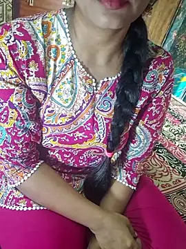 Snapshot of Shalini_telugu09 chatting on November 11, 6:52 am Shalini telugu09 online show from November 11, 6:52 am