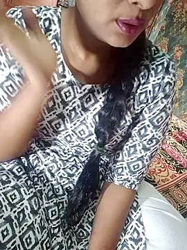 Snapshot of Shalini_telugu09 chatting on November 26, 7:41 am Shalini telugu09 online show from November 26, 7:41 am