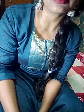 Snapshot of Shalini_telugu09 chatting on October 31, 2:35 pm Shalini telugu09 online show from October 31, 2:35 pm