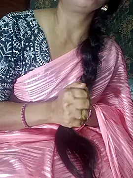Snapshot of Shalini_telugu09 chatting on May 3, 3:59 pm Shalini telugu09 online show from May 3, 3:59 pm