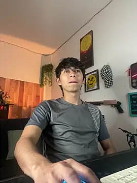 Snapshot of Yaiden_11 chatting on March 18, 7:22 pm Yaiden 11 online show from March 18, 7:22 pm