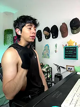 Snapshot of Yaiden_11 chatting on September 21, 10:09 am Yaiden 11 online show from September 21, 10:09 am