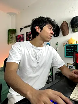 Snapshot of Yaiden_11 chatting on September 20, 10:09 am Yaiden 11 online show from September 20, 10:09 am