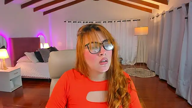 karla hill 28 online show from October 25, 3:38 am