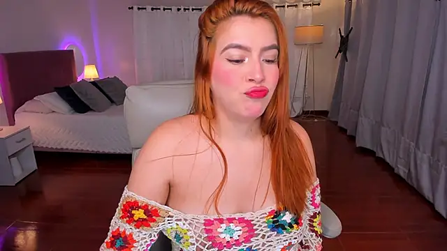 karla hill 28 online show from November 29, 3:39 am