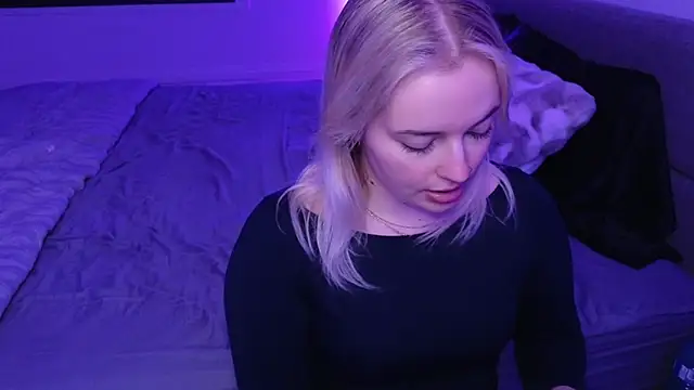 margot robbie7 online show from May 14, 1:46 am