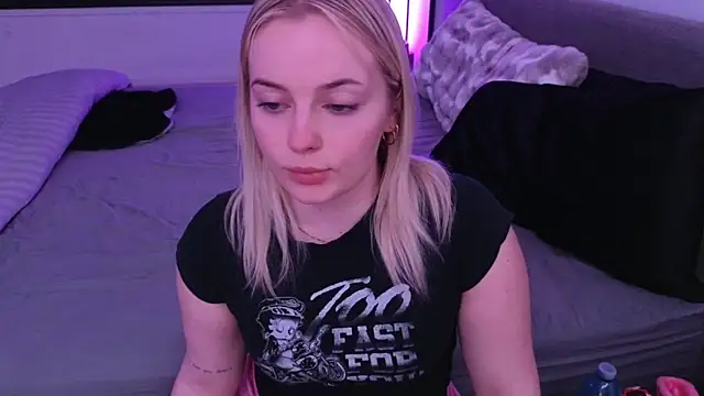 margot robbie7 online show from May 15, 2:20 am