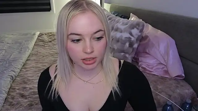 margot robbie7 online show from February 27, 12:55 am