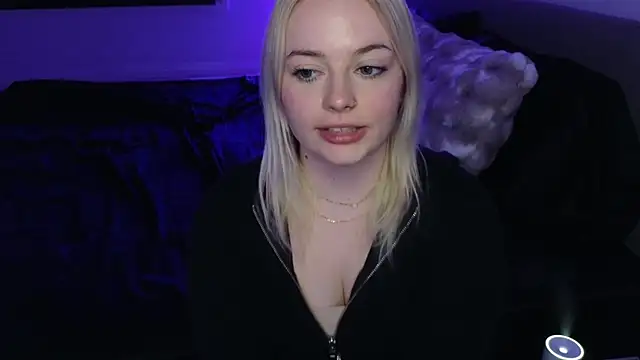 margot robbie7 online show from March 24, 1:05 am