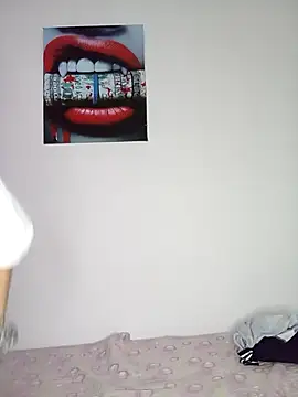 Krbaby2025 online show from March 30, 2:13 am