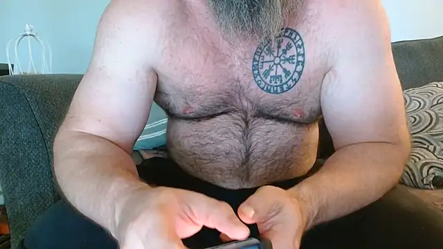 Snapshot of Golgara chatting on June 23, 7:34 pm Golgara online show from June 23, 7:34 pm
