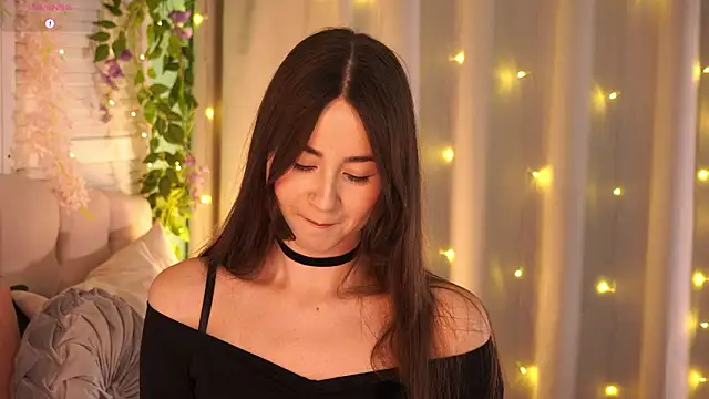 EvaMossi online show from February 23, 6:03 am