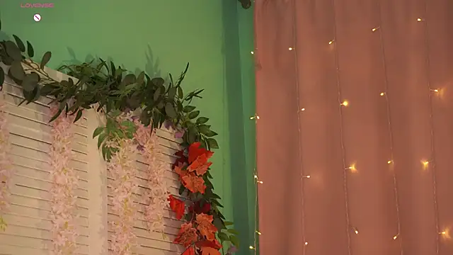 EvaMossi online show from November 30, 5:41 am