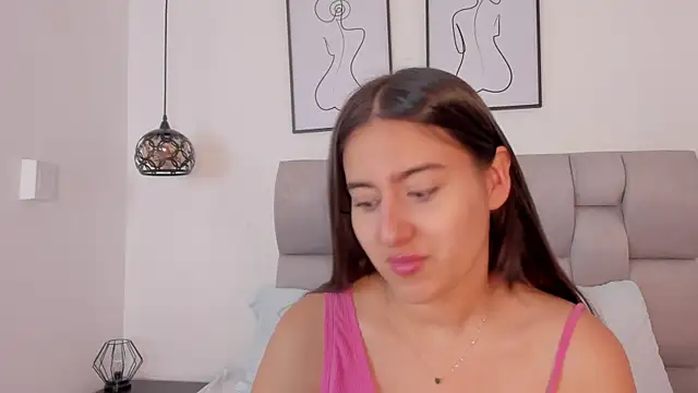 Hanna Evans   online show from October 9, 12:17 pm
