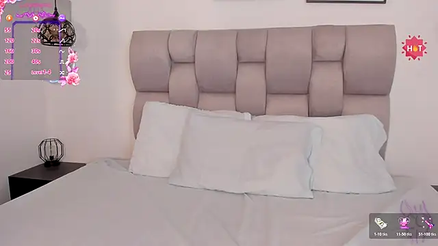 Hanna Evans   online show from November 20, 12:28 pm