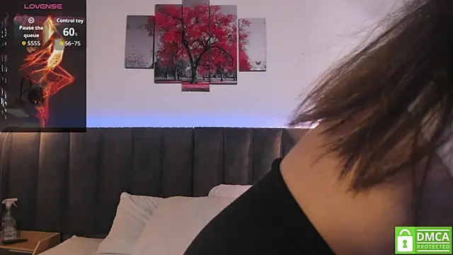 Hanna Evans   online show from July 13, 12:48 pm