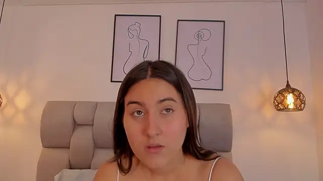 Hanna Evans   online show from September 23, 11:39 am