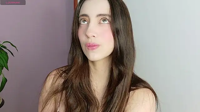 Rebbecawhite meow online show from April 17, 6:22 pm