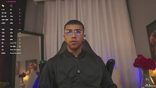 Colstorw  online show from March 3, 10:00 am