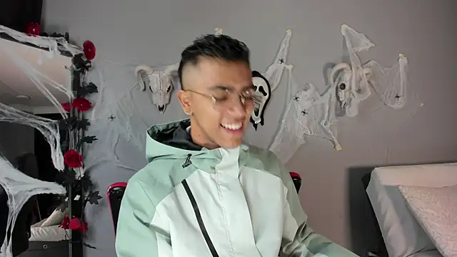 Colstorw  online show from October 30, 10:35 am