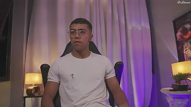 Colstorw  online show from March 20, 10:38 am