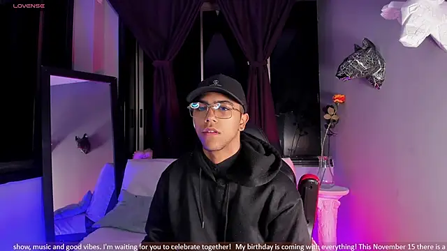 Colstorw  online show from November 12, 10:19 am