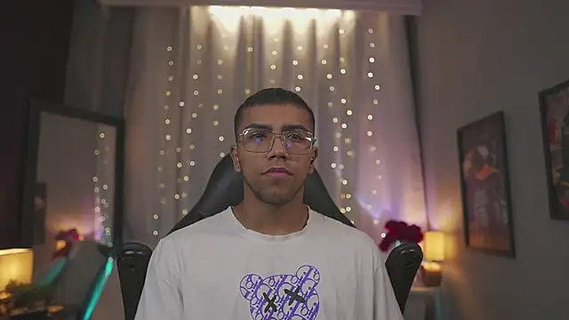 Colstorw  online show from February 24, 10:05 am