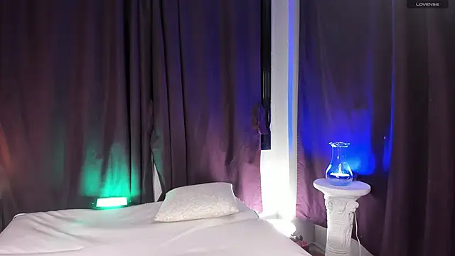 Colstorw  online show from November 27, 10:16 am