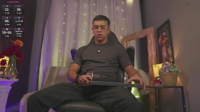 Colstorw  online show from March 28, 10:05 am