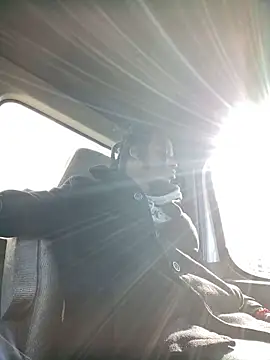 Sir-Tucker online show from March 13, 1:50 pm