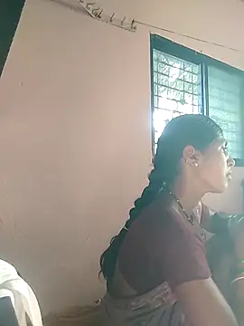 Snapshot of Sonia_Mehra6 chatting on September 19, 11:58 am Sonia Mehra6 online show from September 19, 11:58 am