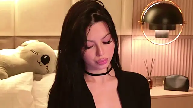 Snapshot of Leya_Foxhall chatting on November 20, 10:49 am Leya Foxhall online show from November 20, 10:49 am