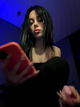 Snapshot of Leya_Foxhall chatting on November 12, 11:19 pm Leya Foxhall online show from November 12, 11:19 pm