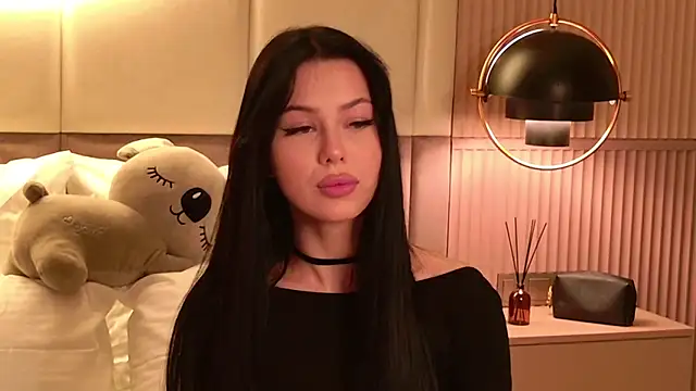 Snapshot of Leya_Foxhall chatting on November 18, 11:13 am Leya Foxhall online show from November 18, 11:13 am