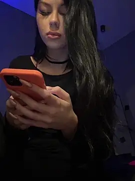 Snapshot of Leya_Foxhall chatting on November 26, 12:10 am Leya Foxhall online show from November 26, 12:10 am