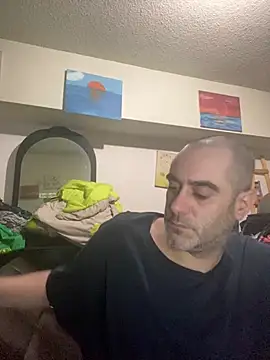 kyle67154 online show from April 14, 5:23 am