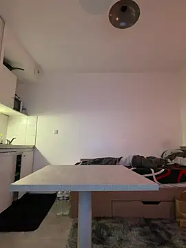 Renoirmonter online show from April 8, 4:36 am