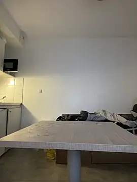 Renoirmonter online show from February 19, 4:59 pm