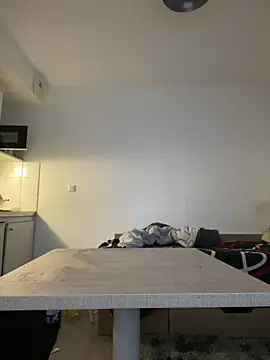 Renoirmonter online show from March 13, 4:56 pm