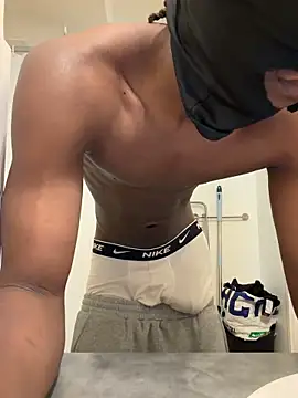 Renoirmonter online show from March 26, 10:29 pm