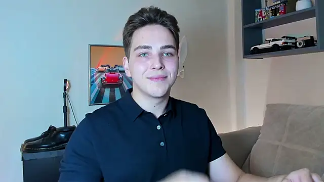 Snapshot of Eric_ether chatting on September 25, 9:54 pm Eric ether online show from September 25, 9:54 pm