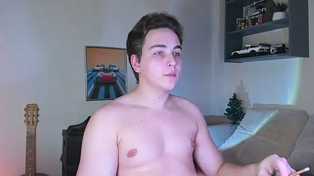 Snapshot of Eric_ether chatting on December 18, 5:28 pm Eric ether online show from December 18, 5:28 pm