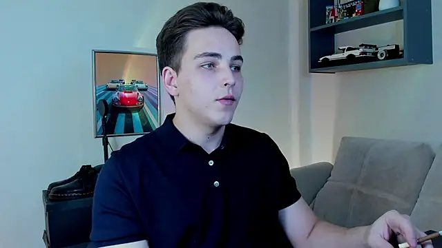 Snapshot of Eric_ether chatting on October 4, 7:37 pm Eric ether online show from October 4, 7:37 pm