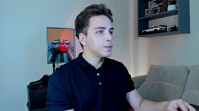 Snapshot of Eric_ether chatting on October 5, 5:36 pm Eric ether online show from October 5, 5:36 pm