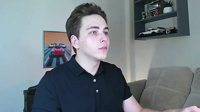 Snapshot of Eric_ether chatting on October 26, 7:58 pm Eric ether online show from October 26, 7:58 pm