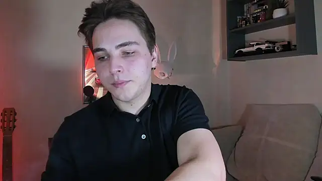 Snapshot of Eric_ether chatting on November 15, 9:52 pm Eric ether online show from November 15, 9:52 pm