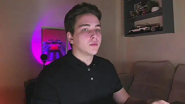 Snapshot of Eric_ether chatting on November 8, 7:28 pm Eric ether online show from November 8, 7:28 pm