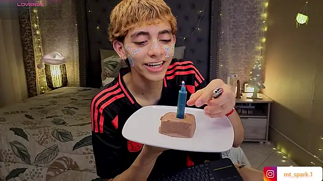 Matty Sparkk online show from December 18, 1:37 pm